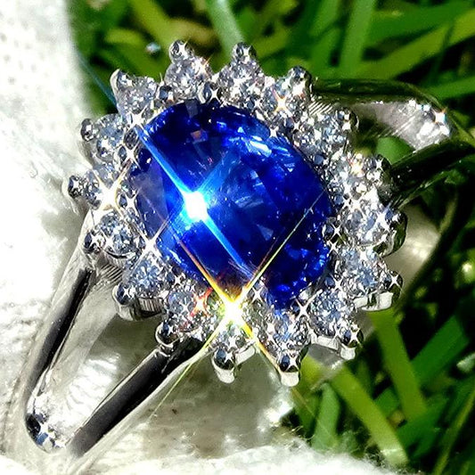 Sapphire Engagement Ring Trends 2024