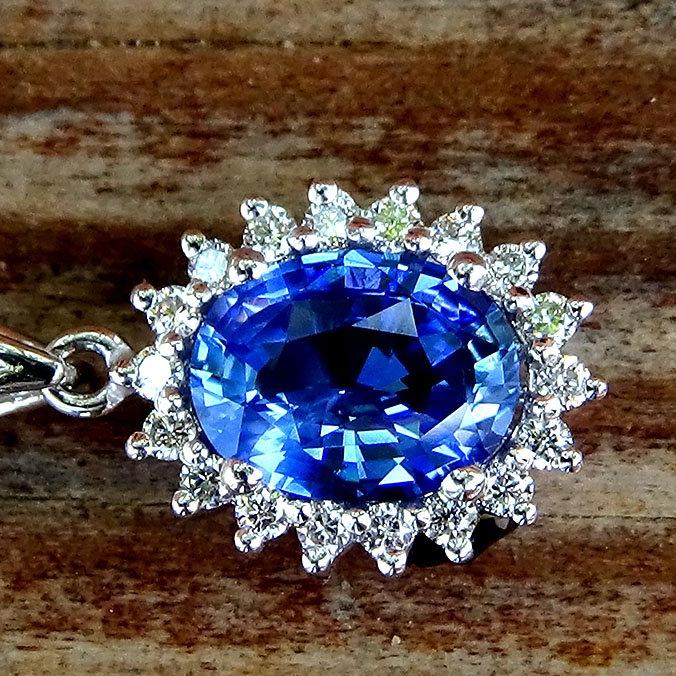 natural blue sapphire and 18 diamond Necklace -Shilat