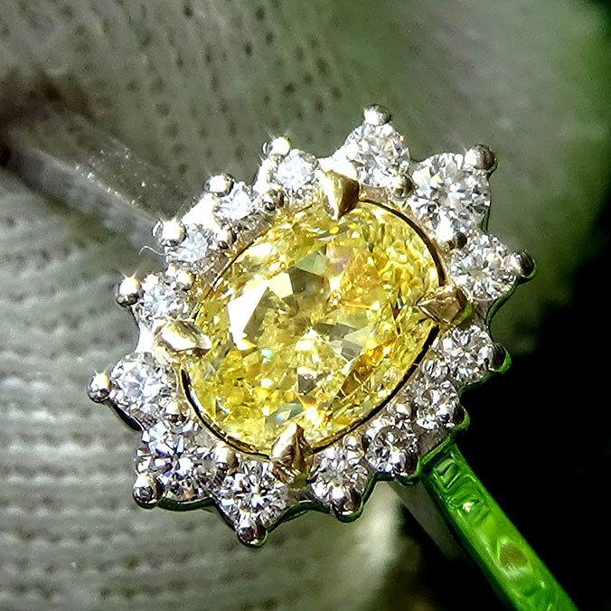 fancy yellow diamond engagement ring - Shilat