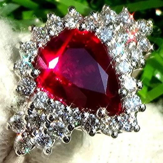 Red Ruby and diamond ring in 14 kt  white gold - Shilat