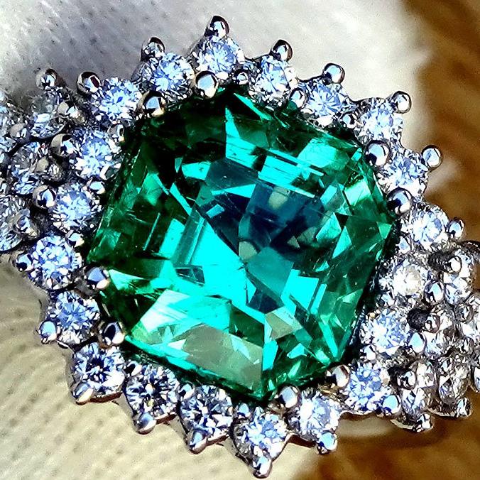 Emerald diamond ring 14 kt  - Shilat