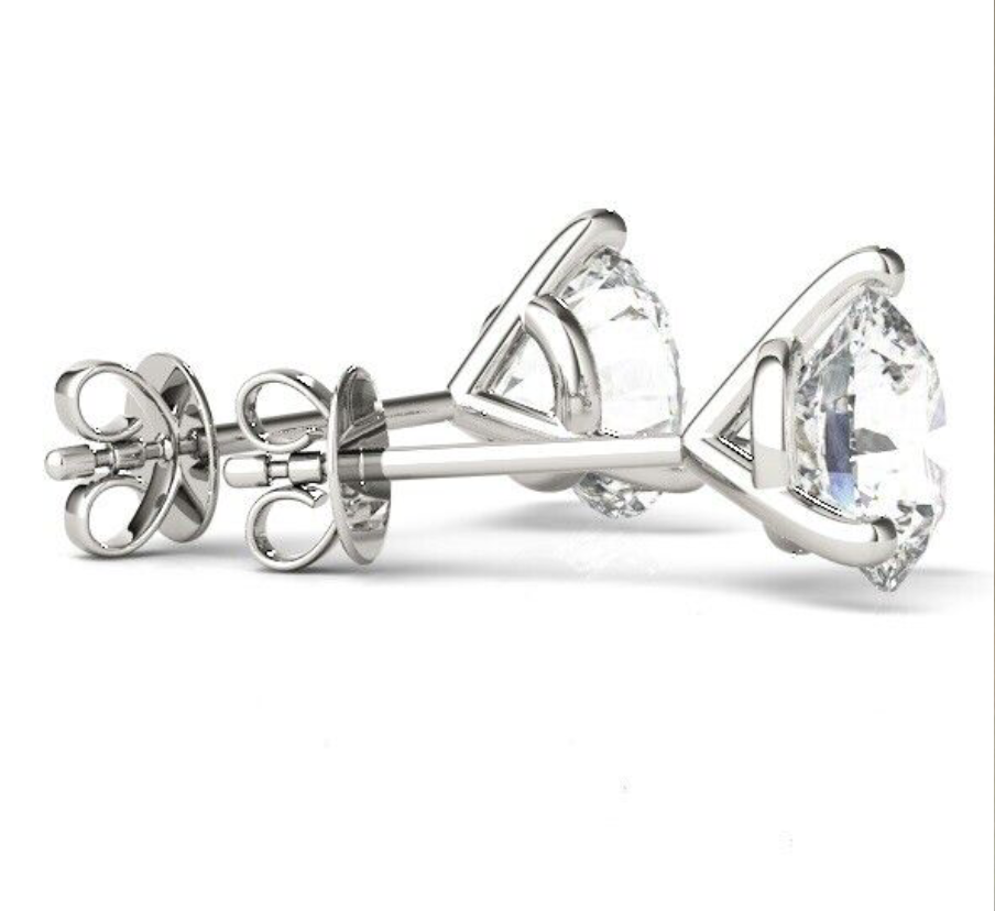 Yellow gold martini stud diamond lab grown