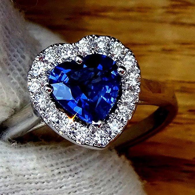 Heart shaped blue sapphire ring diamond 1.45ct - Shilat 