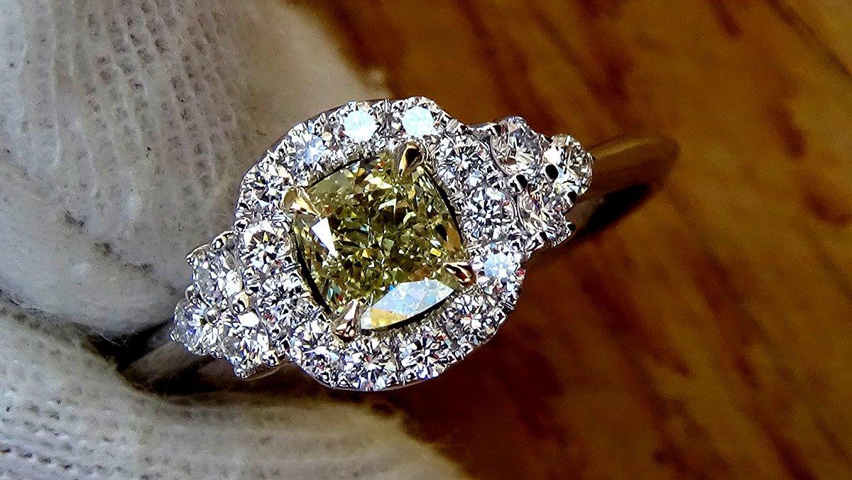 Fancy yellow diamond engagement rings 0.85ct - Shilat 
