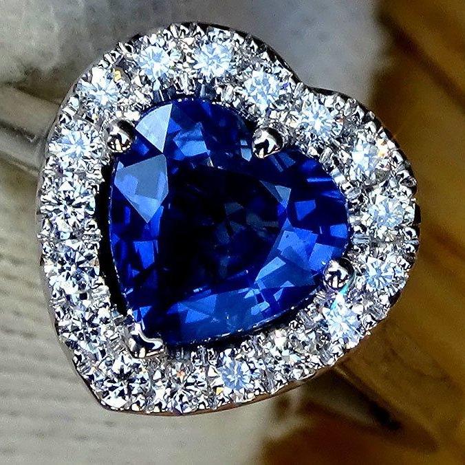 Heart shaped blue sapphire ring diamond 1.45ct - Shilat 