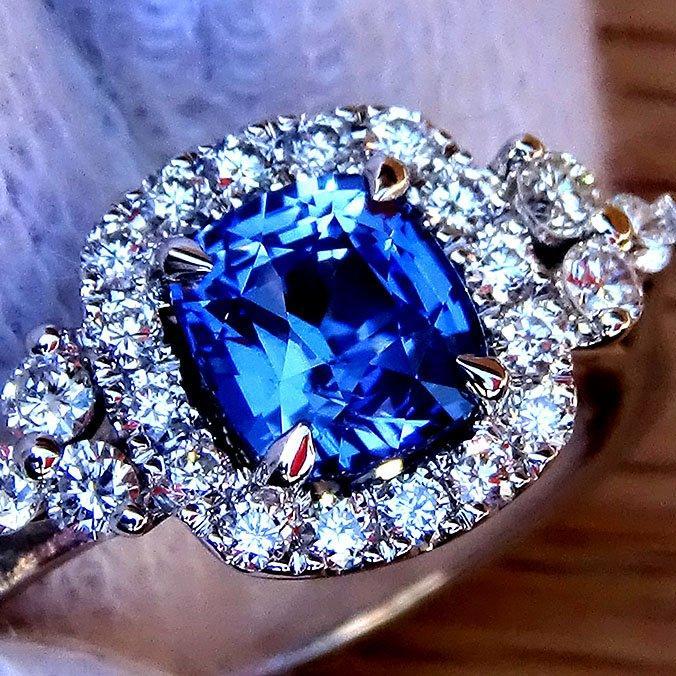 Real sapphire ring blue diamonds 14k 1.89ct - Shilat 