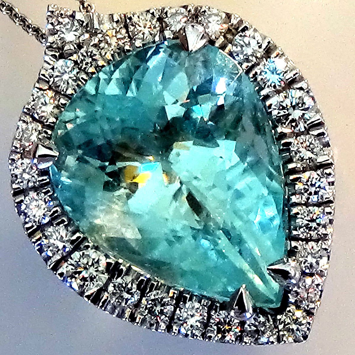 aquamarine and diamond 14kt pendant - Shilat