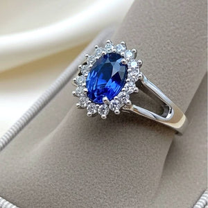 oval blue sapphire ring 
