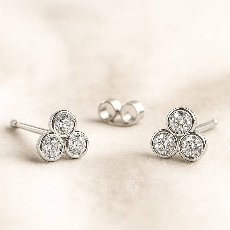 Natural Diamonds, 0.15 Carat earrings white gold