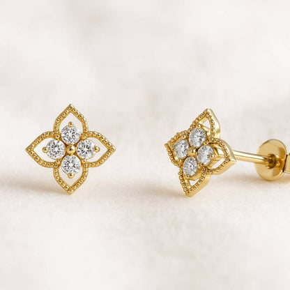 0.15 Carat natural diamonds earrings yellow gold