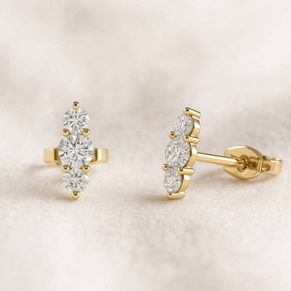 Natural 0.20 carat diamonds earrings yellow gold