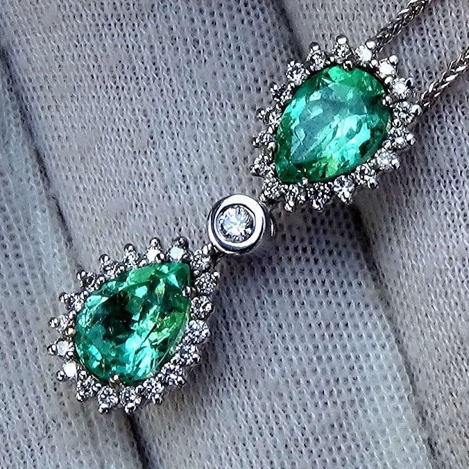 natural emerald diamond Pendant - Shilat