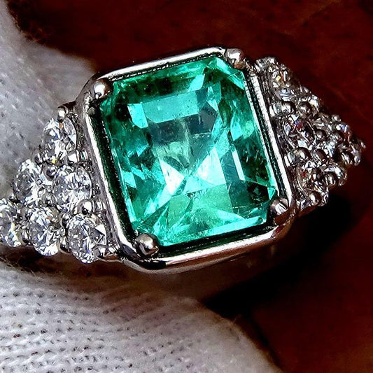 Emerald and diamond ring 14k - Shilat