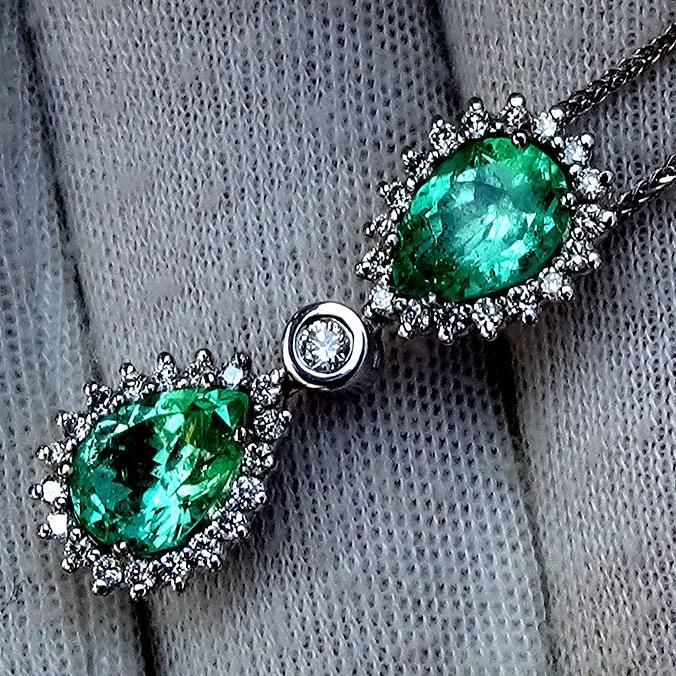  emerald Pendant - Shilat