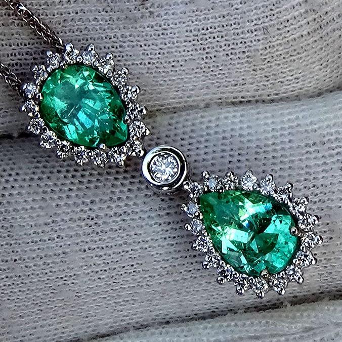 natural emerald and diamond Pendant - Shilat