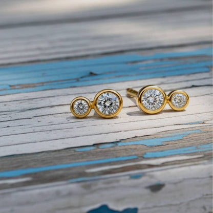 earrings 4 natural diamonds 0.15 carats