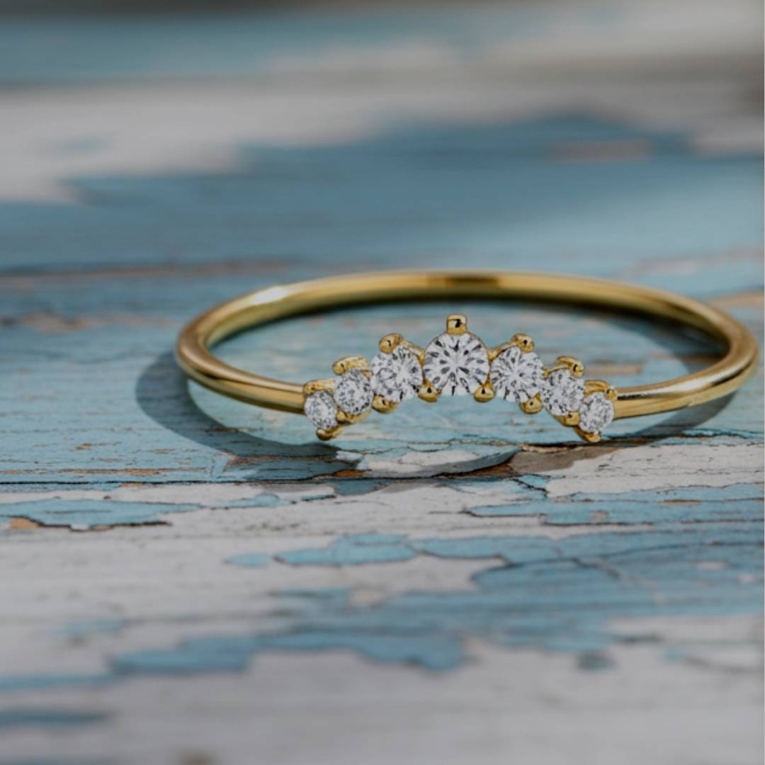 Ring - 0.12 carat 7 natural diamonds 14k yellow gold 