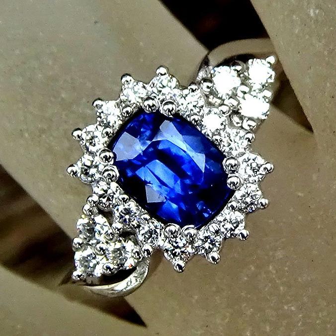  blue sapphire and diamond ring - Shilat