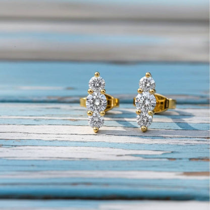 Natural 0.20 carat diamonds earrings