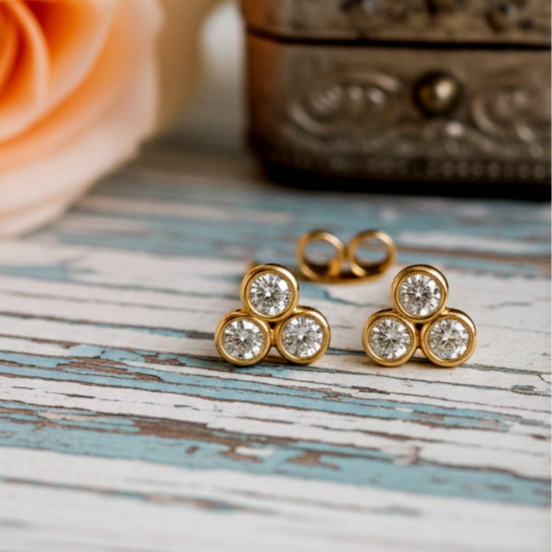 Natural Diamonds, 0.15 Carat earrings