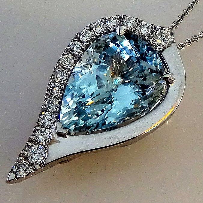 aquamarine diamond pendant - Shilat