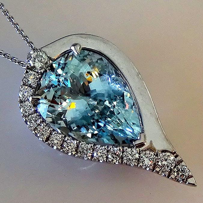 aquamarine pendant 14k gold - Shilat