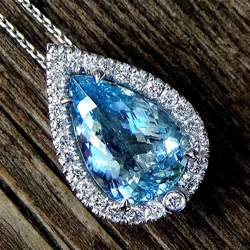 blue aquamarine Necklace 14k - Shilat 