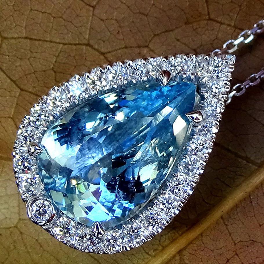 Natural Aquamarine and diamonds Necklace - Shilat