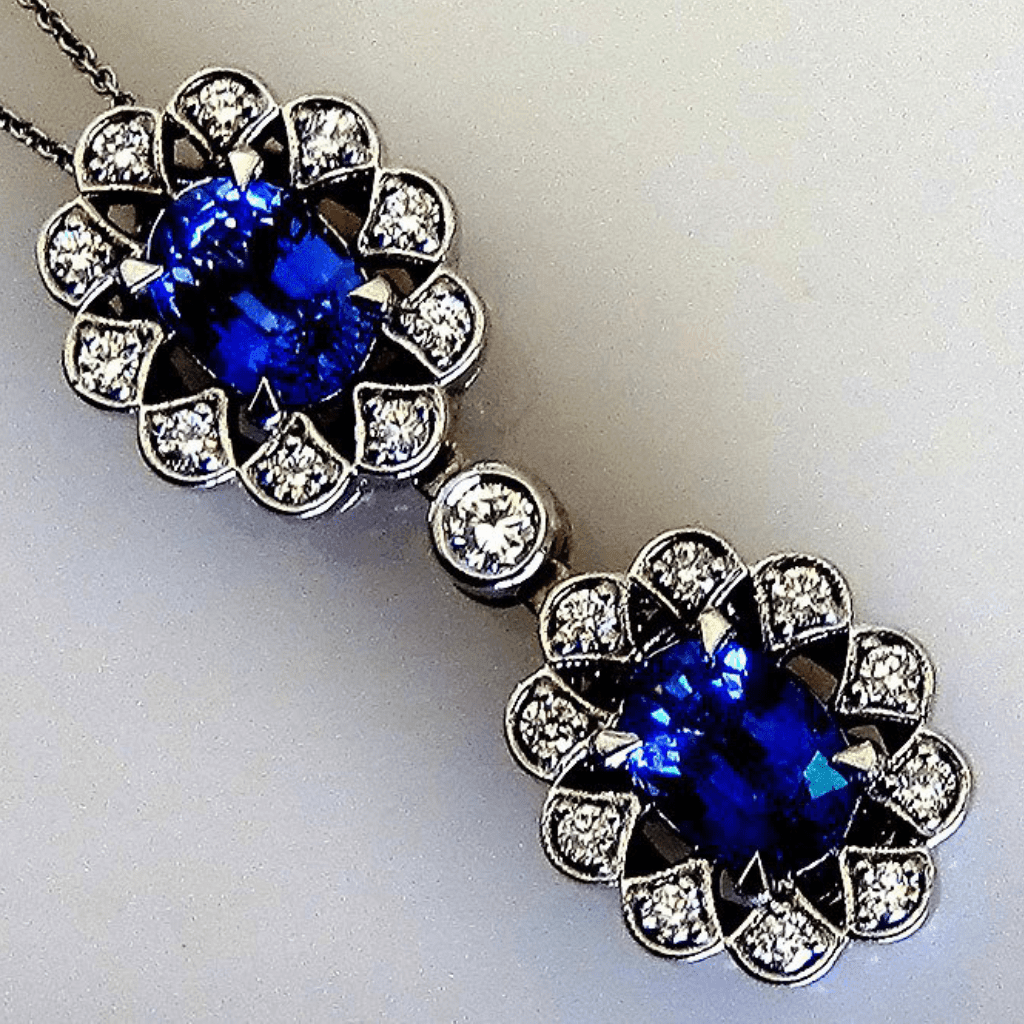 Blue sapphire necklace pendant - Shilat 