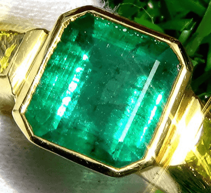 Emerald-014 - Shilat 