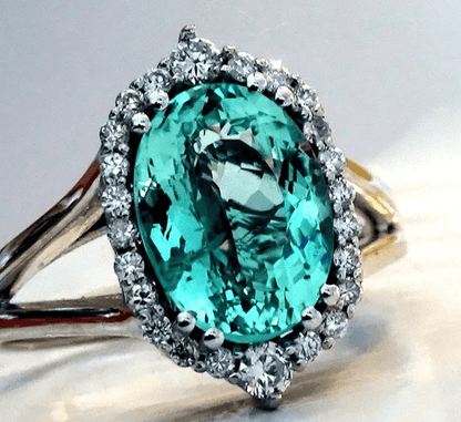 Emerald green engagement rings - Shilat 