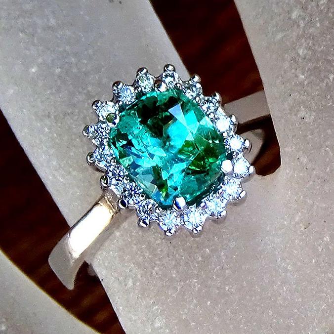  emerald ring 18k - Shilat