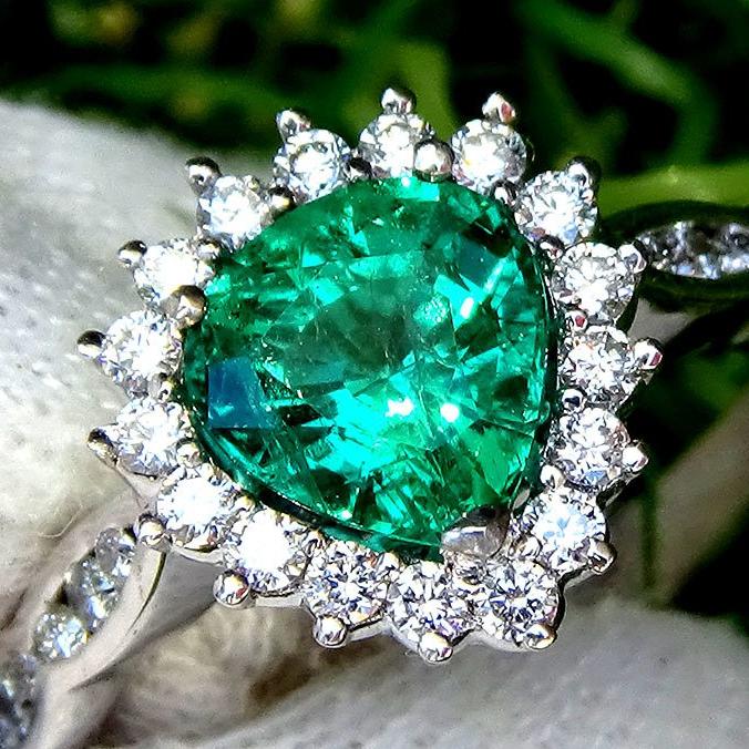 Emerald ring green - Shilat