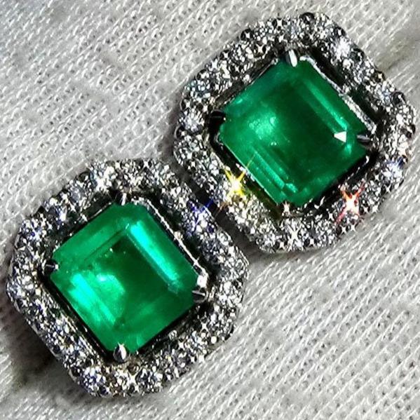 green emerald and diamond stud earrings - Shilat