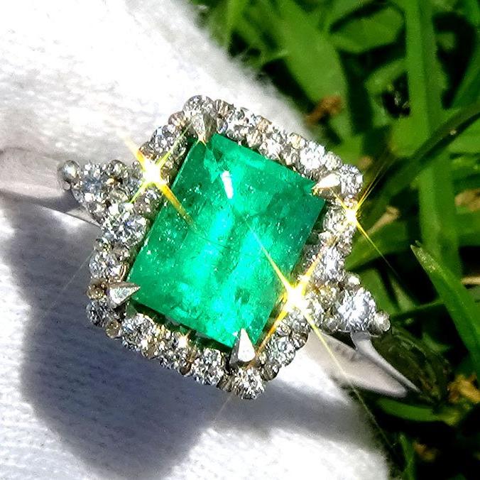 Emerald Ring 010 - Shilat 