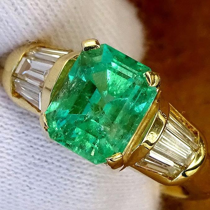 green emerald ring 14k