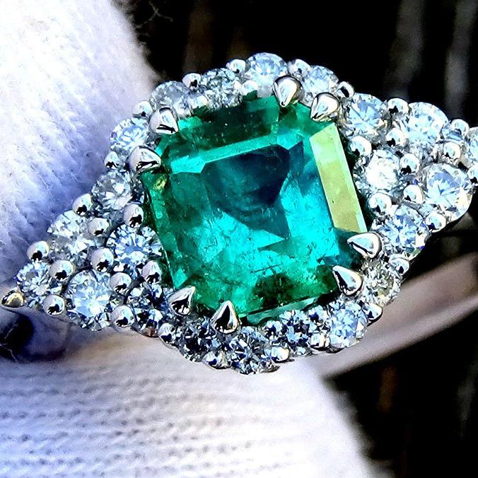 Emerald Ring 009 - Shilat 