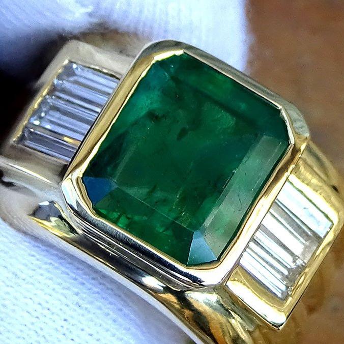 green emerald ring yellow 14k 