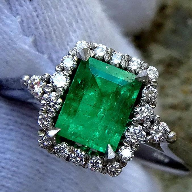 Emerald Ring 010 - Shilat 