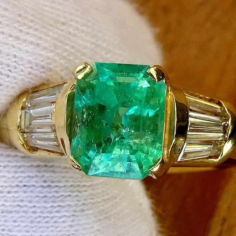 Emerald Ring 013 - Shilat 