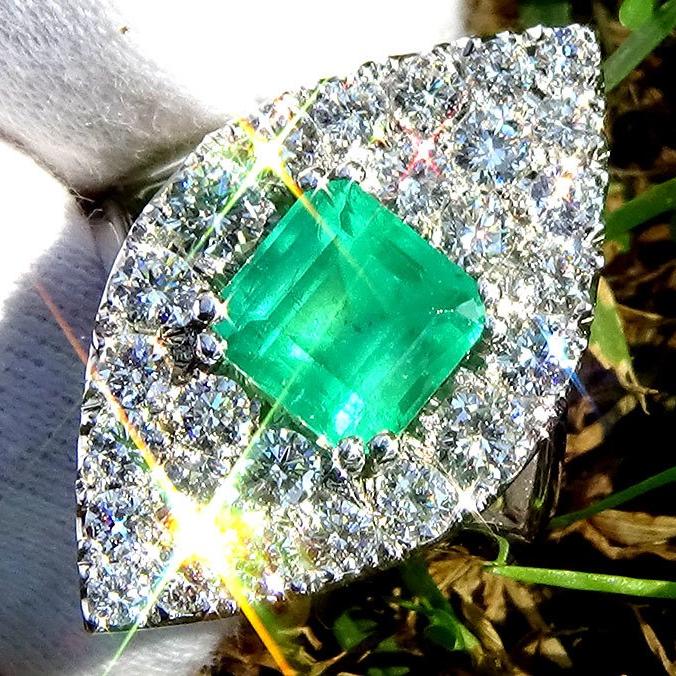 Emerald Ring 011 - Shilat 