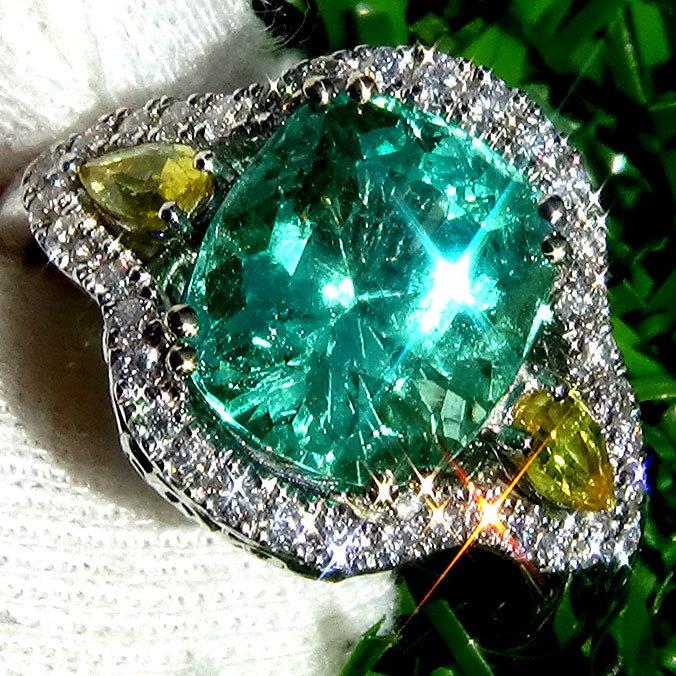 Emerald sapphire's diamond ring - Shilat