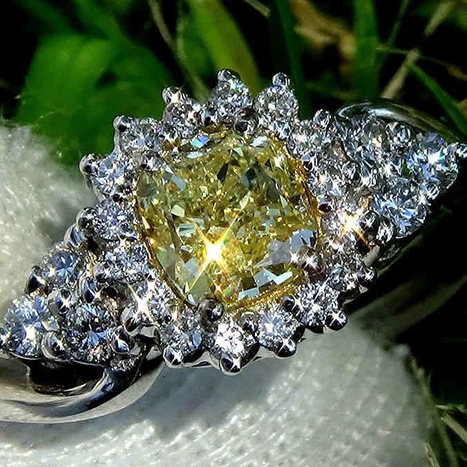 yellow diamond ring - Shilat