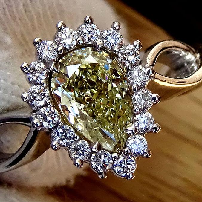 fancy diamond ring - Shilat