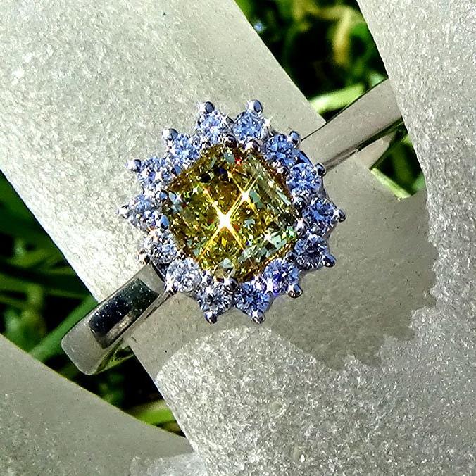 natural fancy yellow diamond ring 14k - Shilat