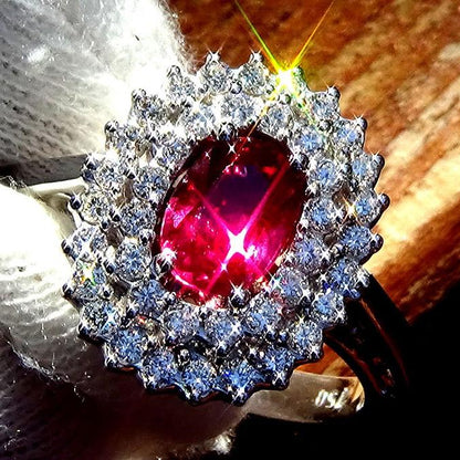 Red Ruby diamond ring in 18 kt gold - Shilat