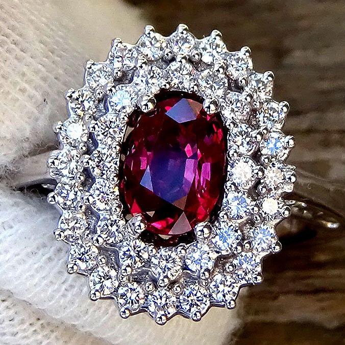 Red Ruby diamond ring 18 kt - Shilat