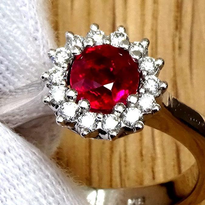 Ruby ring 18k - Shilat