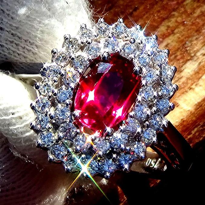  Natural Red Ruby and diamond ring in 18 kt solid white gold - Shilat