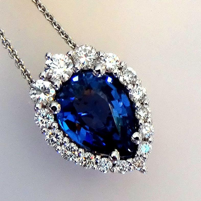 sapphire and diamond 14kt gold pendant - Shilat